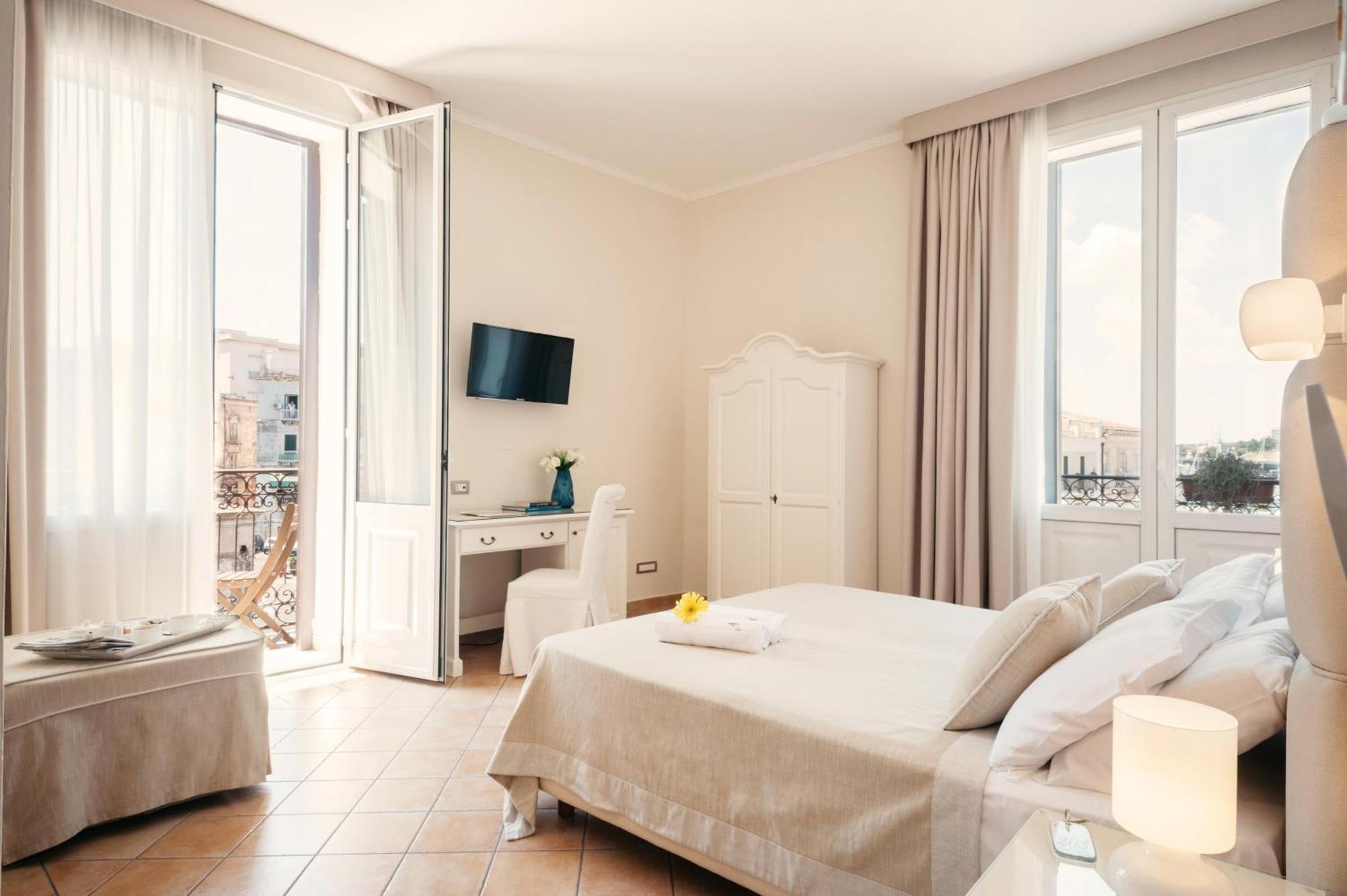 Hotel L'Arcangelo - Boutique Hotel Таранто Екстер'єр фото
