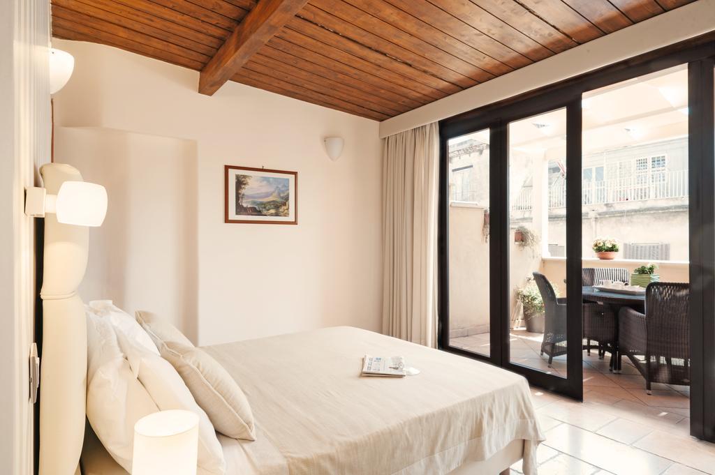 Hotel L'Arcangelo - Boutique Hotel Таранто Екстер'єр фото