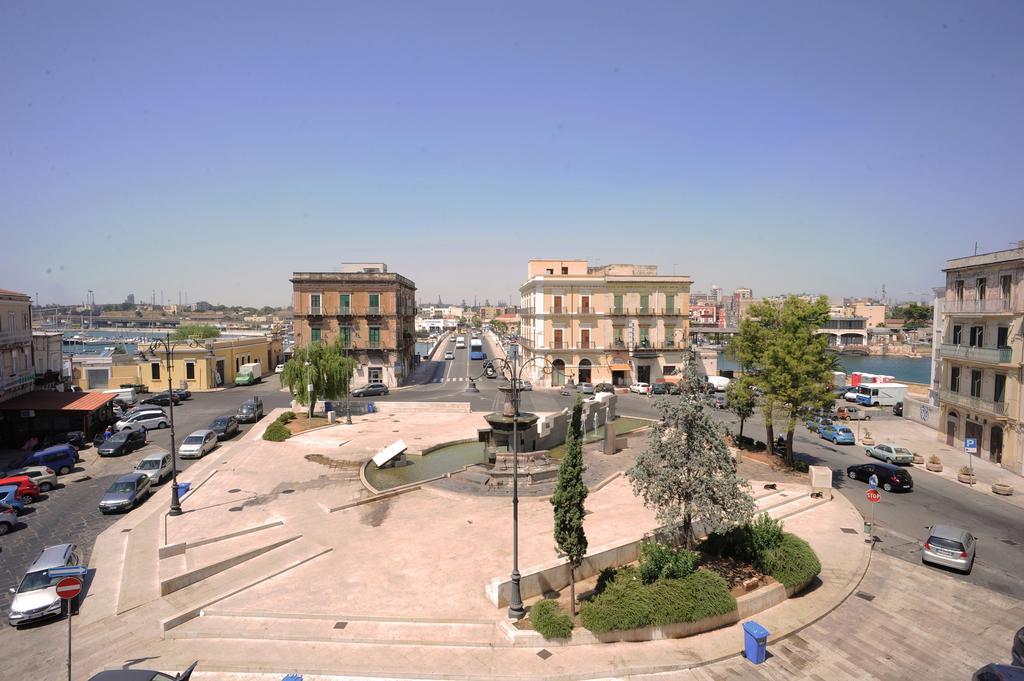 Hotel L'Arcangelo - Boutique Hotel Таранто Екстер'єр фото