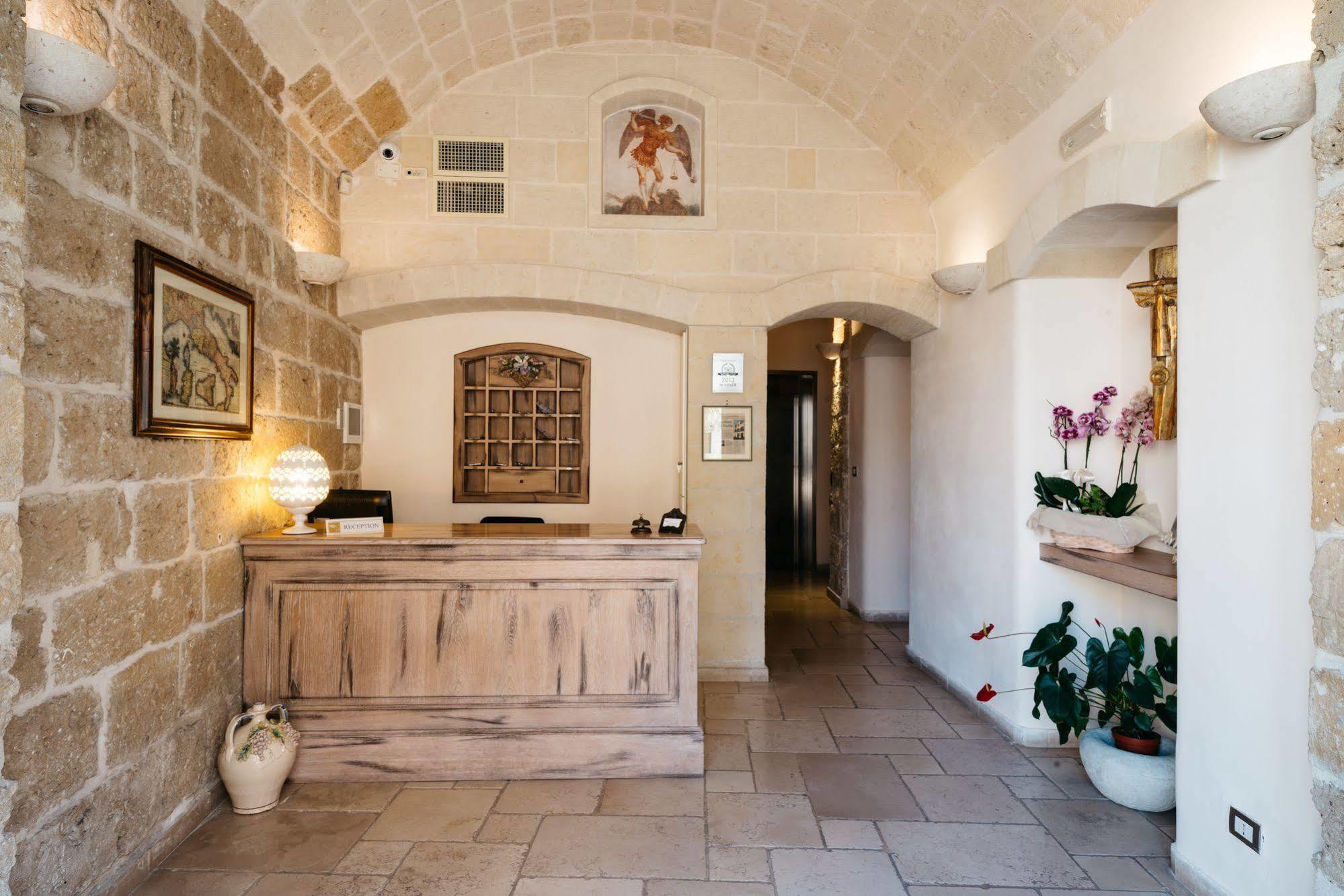 Hotel L'Arcangelo - Boutique Hotel Таранто Екстер'єр фото